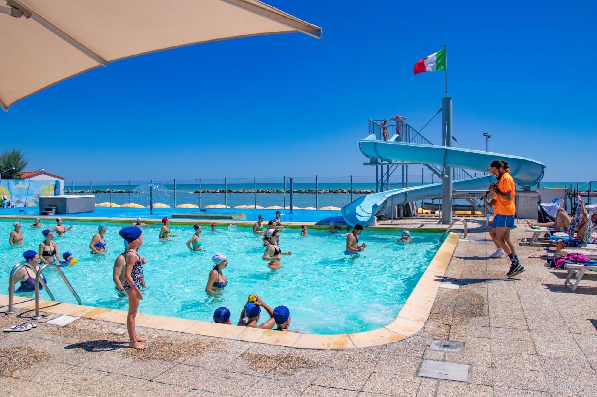 Girasole Eco Family Village Marina Palmense Exterior photo
